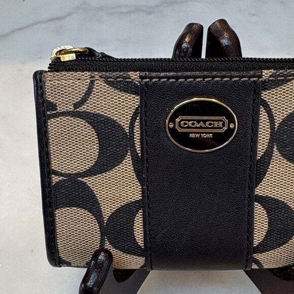 Coach  North South Leather Striped Cardholder Keychain - Picture 2 of 15